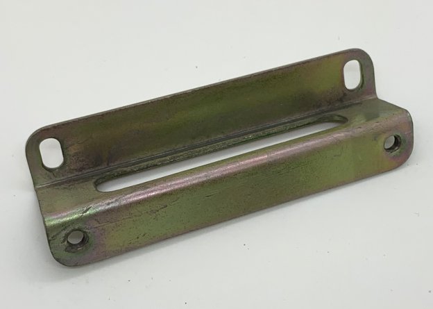 Air Filter To Rocker Cover Bracket Toyota