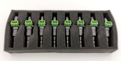 IW031 Injectors set of 8 Aston Martin V8 (Professionally remanufactured)