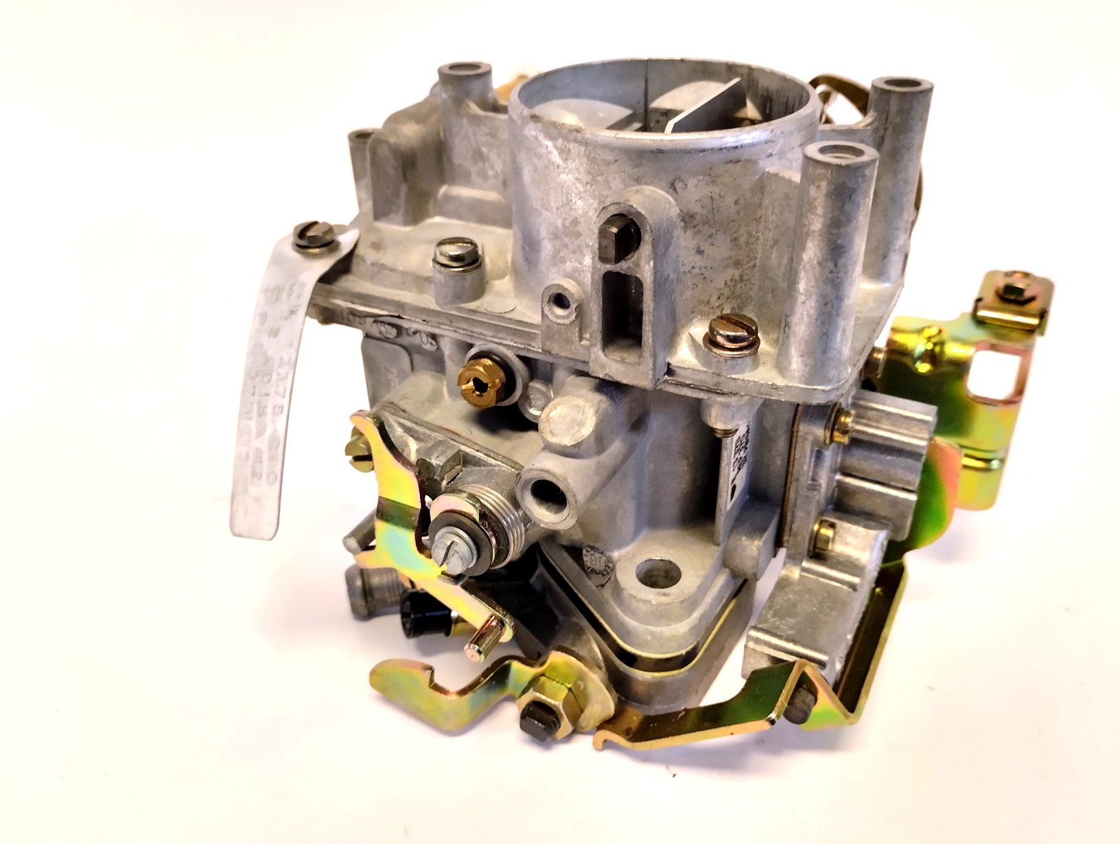 32 PBISA 12 Peugeot 205 954cc 1984 - 1990